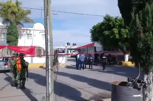 Granada vieja e inútil fue lanzada por desconocido a la alcaldía de Tochtepec: Barbosa