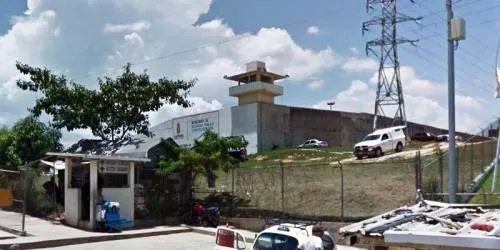 Se movilizan militares y policía Federal tras tiroteo en el penal de Las cruces
