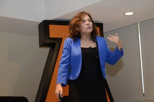Especialista en biotecnología imparte Cátedra en la Universidad Anáhuac