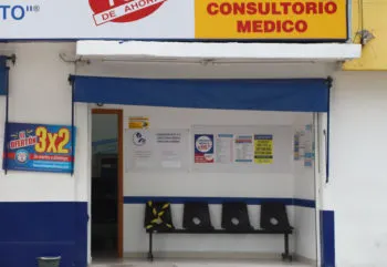 Fallece bebé por aparentes causas naturales en consultorio de Farmacias Similares