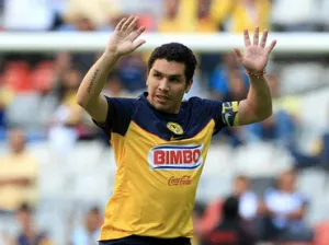 Salvador Cabañas volverá a vestir la playera del América