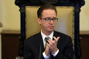 Señales Banck, ¿precandidato?