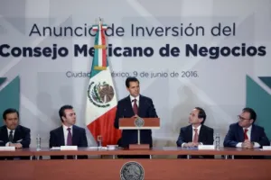 Peña llama a trabajar en un frente común para combatir la corrupción