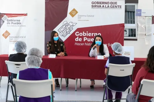 Reparte SEDIF paquetes alimentarios a personal de Casa de Ángeles
