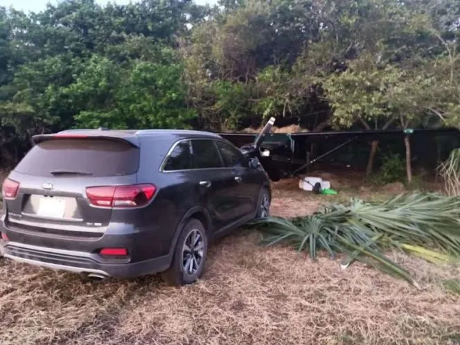 Semar asegura aeronave, armas, autos en pista clandestina de Chiapas
