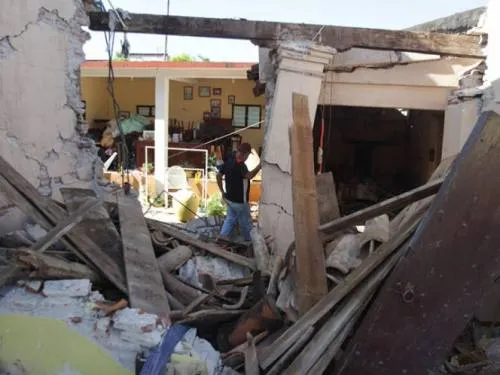 Inicia censo para conocer daños por sismo de 8.2 grados; siguen las réplicas