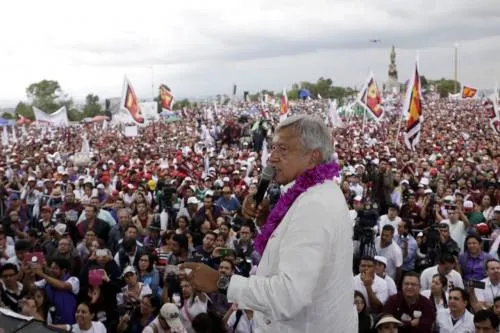 Llama AMLO a mexicanos a votar por Morena