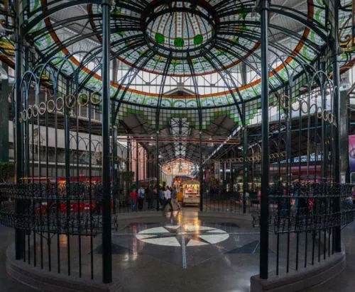 Condona Plaza La Victoria, renta a los comerciantes