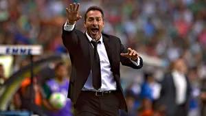 América hace oficial llegada de Matosas
