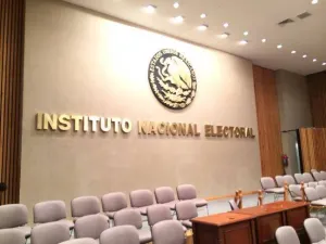 Registra INE error técnico en reconteo de paquetes