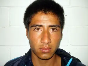 Consigna PGJ a sujeto detenido por robo a casa habitación