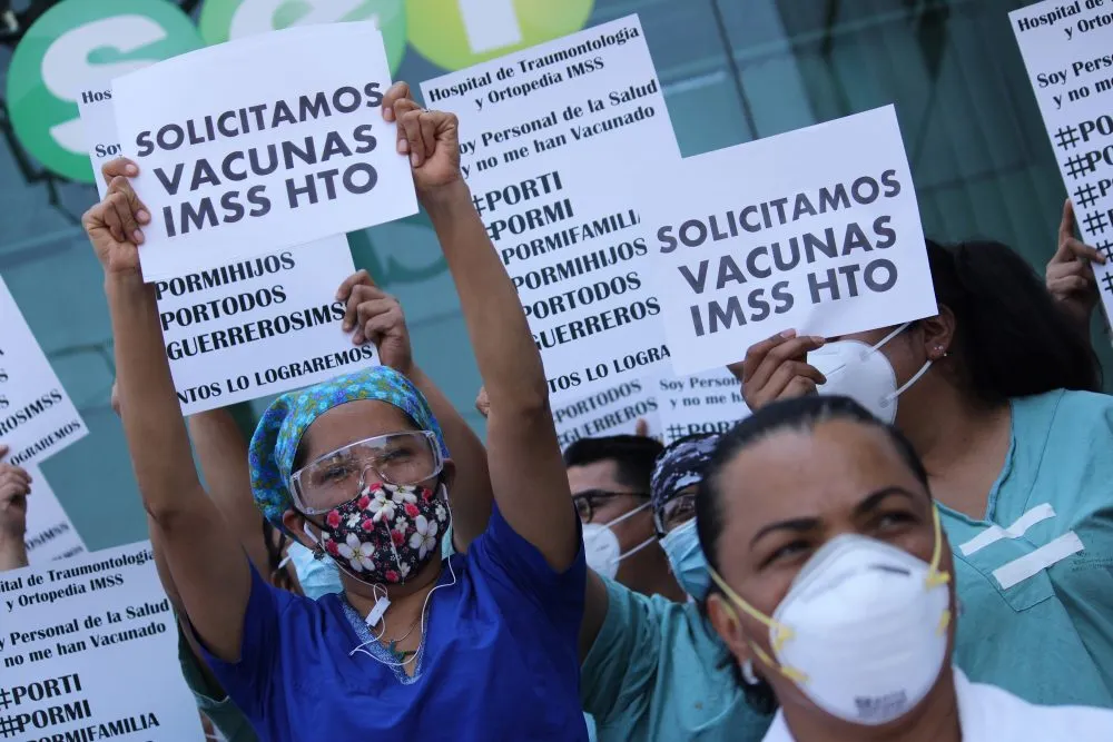 Personal de la salud de Traumatología del IMSS exige vacunación anti-Covid 