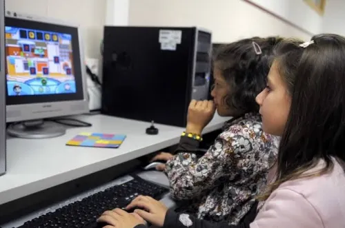 Exhorta SSP a vigilar comportamientos de niños y adolescentes