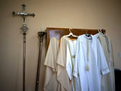 Papa Francisco descarta cambiar reglas sobre celibato