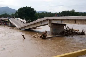 Descubren permisos de obras apócrifos en Acapulco
