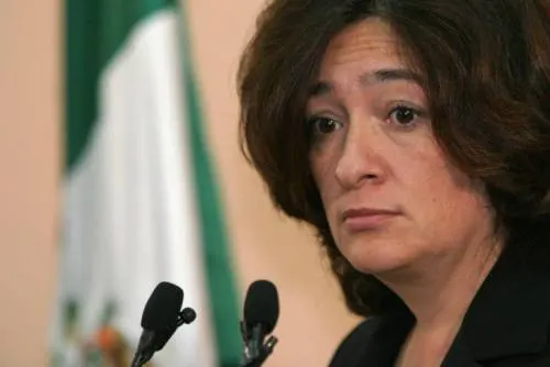 Desmienten salida de Florencia Serranía de Dirección del Metro
