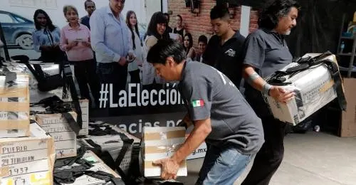 Humo blanco en el cónclave electoral