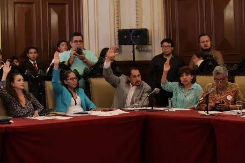 Con abstención de Morena, Cabildo avala Ley de Ingresos 2019