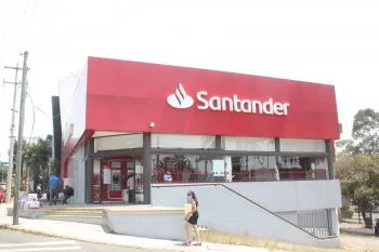 Casi se llevan 620 mil pesos, pero aún así logran 12 mil, asaltantes de cuentahabientes