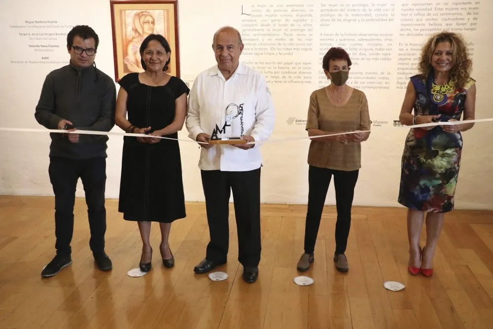 Exposición “Mujeres Pilares de la Sociedad: su entorno y sus creencias”