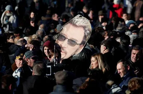 Francia da multitudinario adiós a su ‘Elvis’, Johnny Hallyday