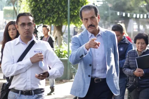 VIDEO: La BUAP ofrece beca a hija de mujer asesinada