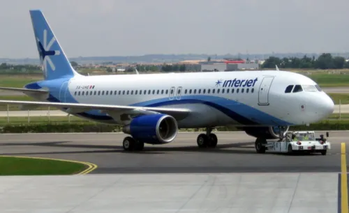 SAT embarga a Interjet para forzar cobro de deudas fiscales