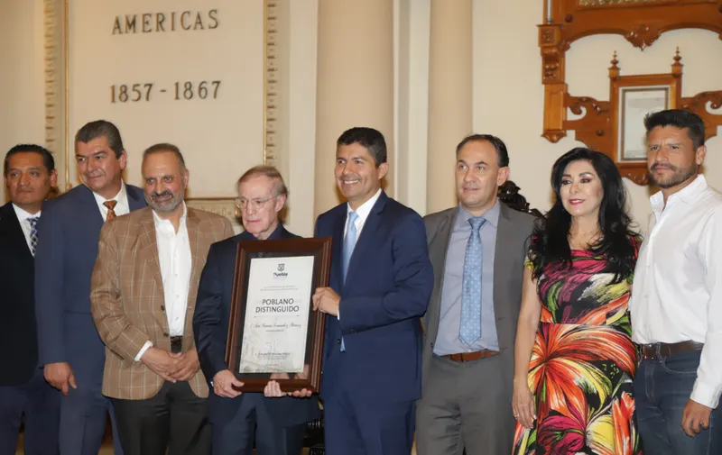 reconocen a José Ramón Fernández