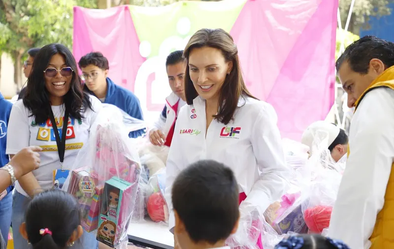 smdif-pue-entrega-juguetes-juguetioro