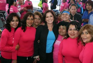 Inaugura Dinorah López de Gali Feria de la Salud para las Mujeres