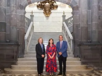 Pepe Chedraui y MariElise Budib entregan donativo a Cruz Roja Puebla