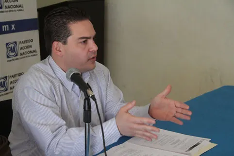 Juan Carlos Mondragón es un perdedor que escribe como ganador