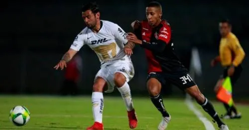 En el debut de Marioni como técnico Pumas derrota 2 a 1 al Atlas