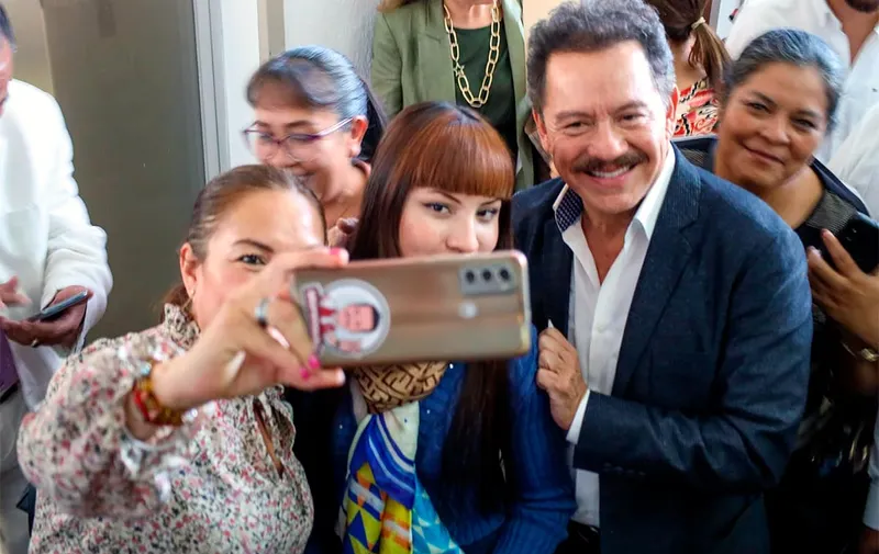 ignacio-mier-velazco-mujeres