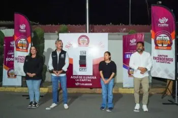 Entrega Ayuntamiento de Puebla 142 luminarias modernizadas en Lomas del Sur