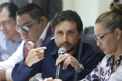 Respaldan que JJ acuda a taller de sensibilización para cambiar conductas misóginas