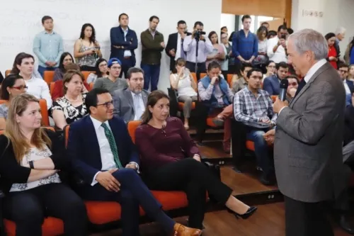 Todas las comunidades indígenas tendrán escuela digna: Cárdenas