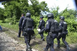 GU amenaza con revelar protectores en Guerrero si no liberan a policías