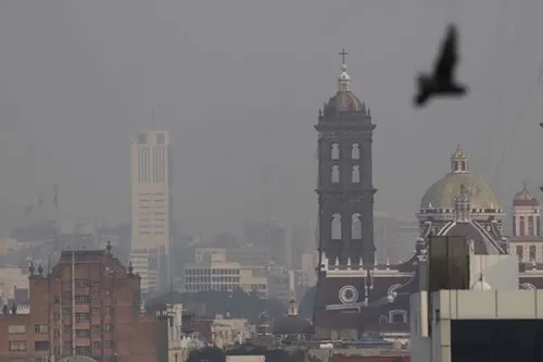 Movilidad Caótica y Polución Sobre Puebla, el Nefasto Futuro que ya nos Alcanzó