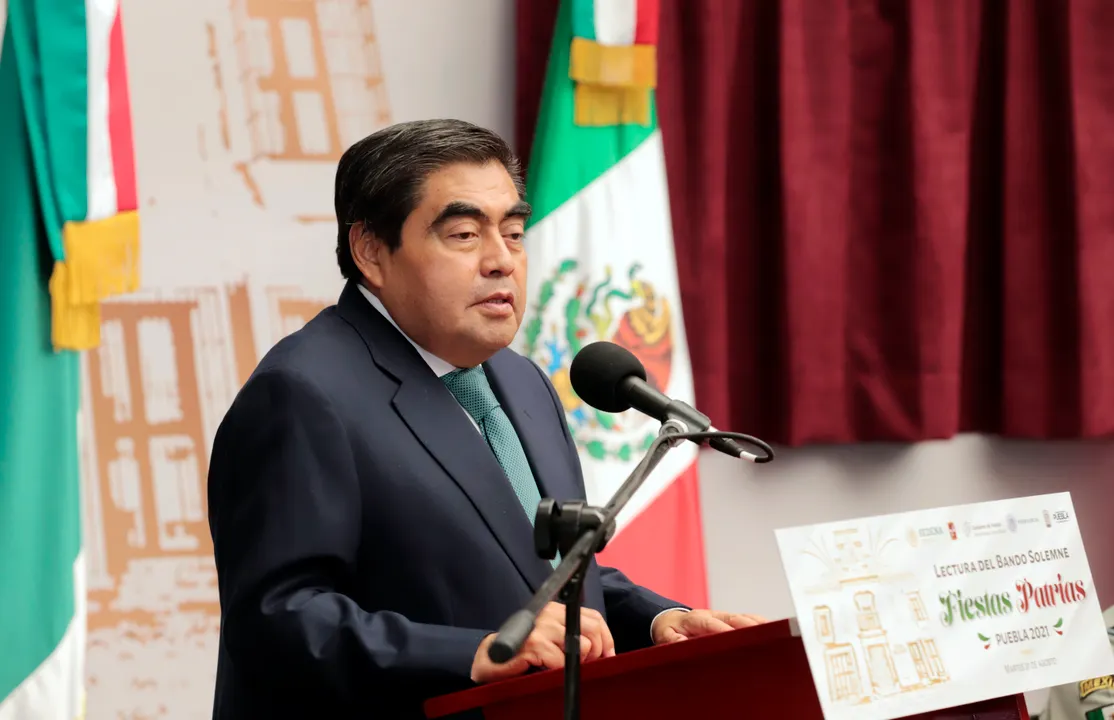 Poblanos son protagonistas de la historia, por lo que deben actuar con honradez y empeño : MBH