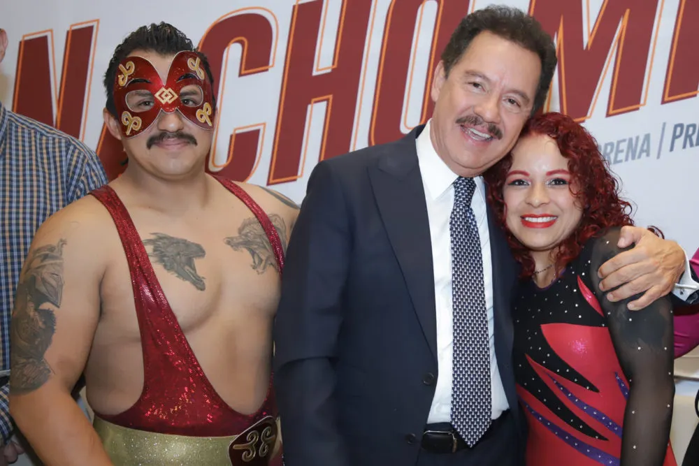 Ignacio Mier presenta a Lady Fortaleza y Morenacho