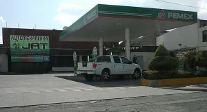 Niegan desabasto de gasolina en Puebla