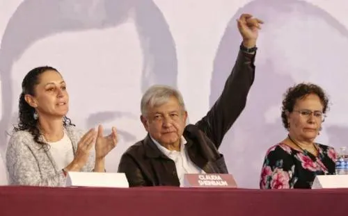 AMLO presenta Plan de Acción y Austeridad durante Congreso de Morena