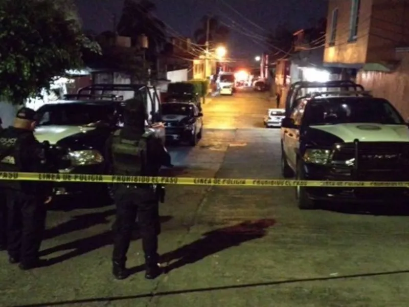 Comando irrumpe en fiesta y matan a menor de 17 años en Morelos
