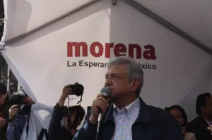 Exige AMLO en Puebla que El Chapo revele acuerdos con Peña