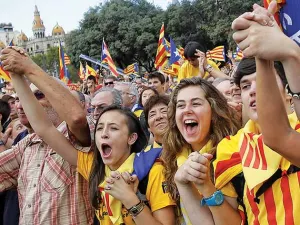 Gobierno español abre posibilidad de independencia de Cataluña