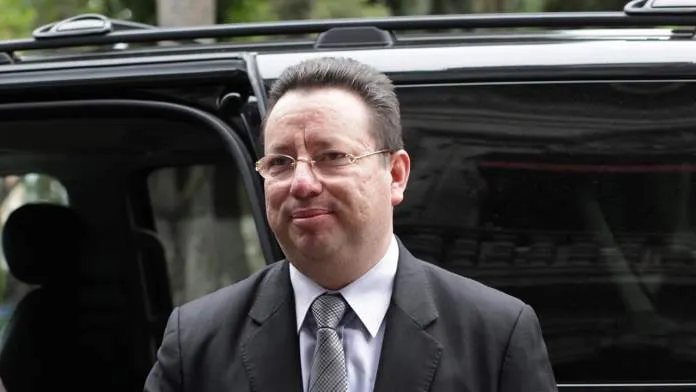 A magistrado que protegía a Eukid Castañón lo premian con una pensión de 100 mil pesos