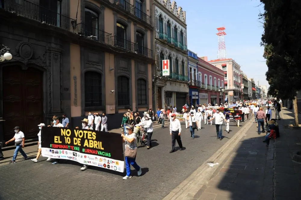 Marcha AntiAMLO
