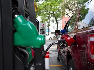 SHCP descarta más aumentos a precios de gasolinas y gas LP
