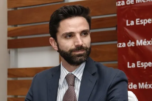 El Regaño de AMLO y la Respuesta de Rodrigo Abdala